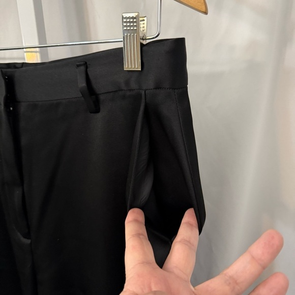 Aritzia Babaton Refined Satin Black Cargo Pant NWOT - Picture 11 of 14